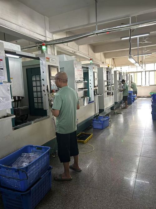 नवीनतम कंपनी समाचार के बारे में चश्मा निर्माता